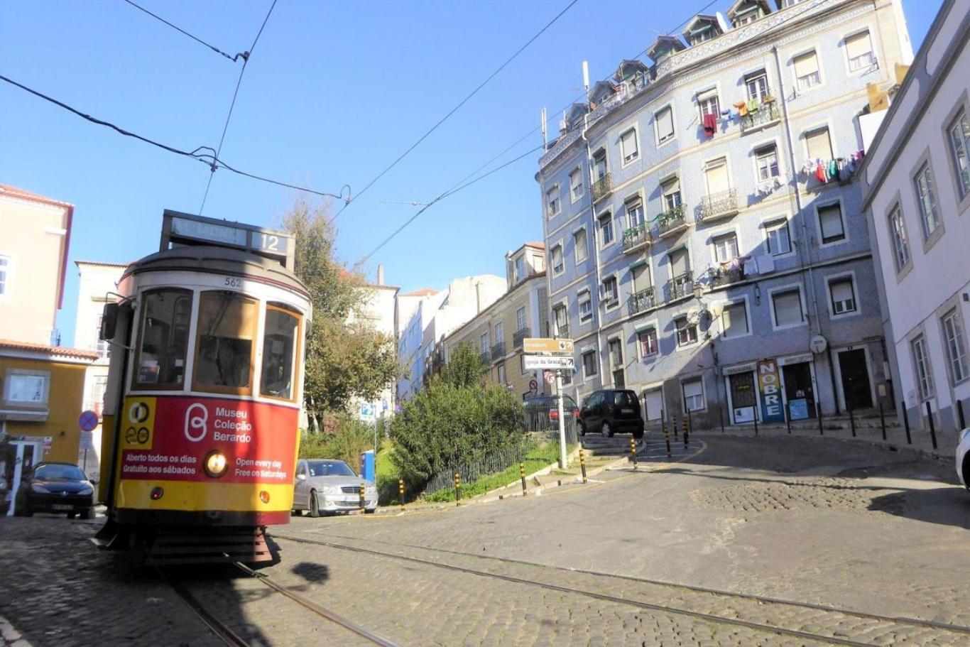 شقة Be Local - Historic House Of Santo Andre In Alfama - Lisboa المظهر الخارجي الصورة